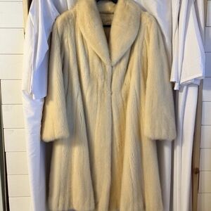 Vintage Mink Fine Furs Blonde